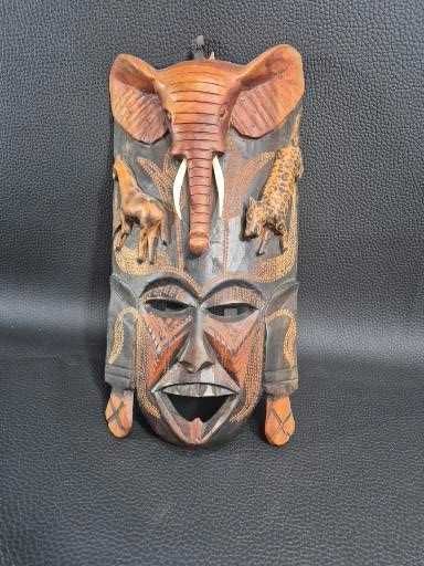 Maska afrykańska kenya