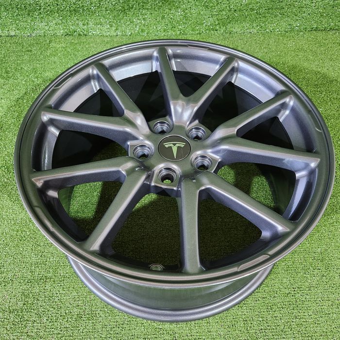 диски R18 5x114.3 DIA 64.1  Tesla Model 3 Model Y DT02