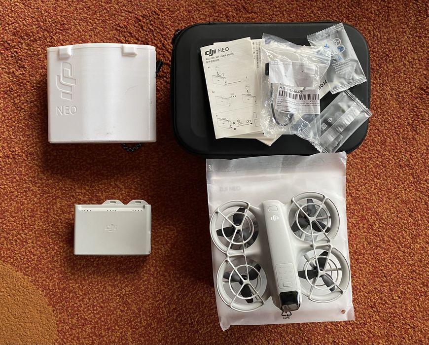 Drone DJI Neo com extras