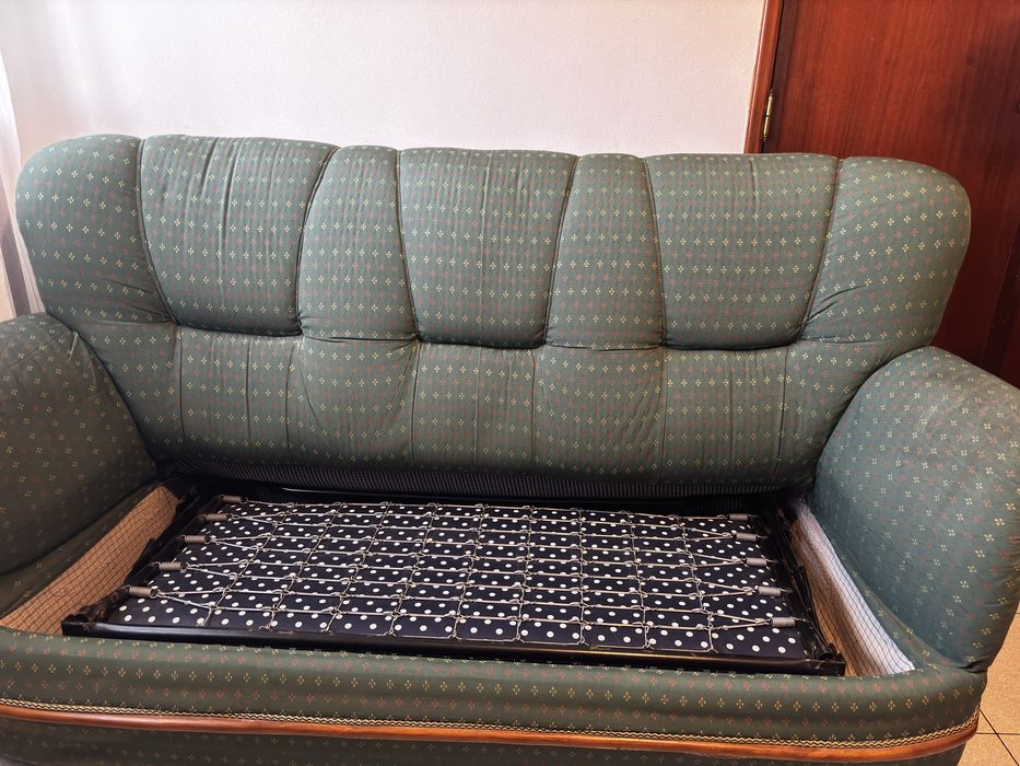 Sofá cama em bom estado