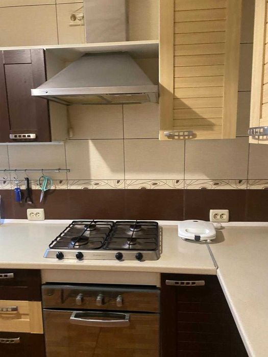 Оренда 2-о кімнатної квартири у центрі Харкова - можливо з гаражем...