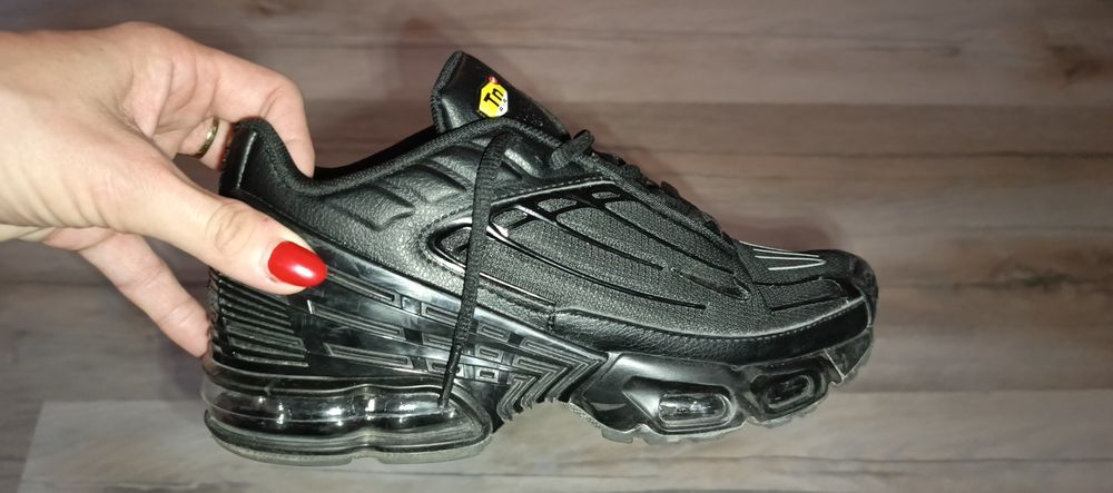 Sprzedam buty Nike TN