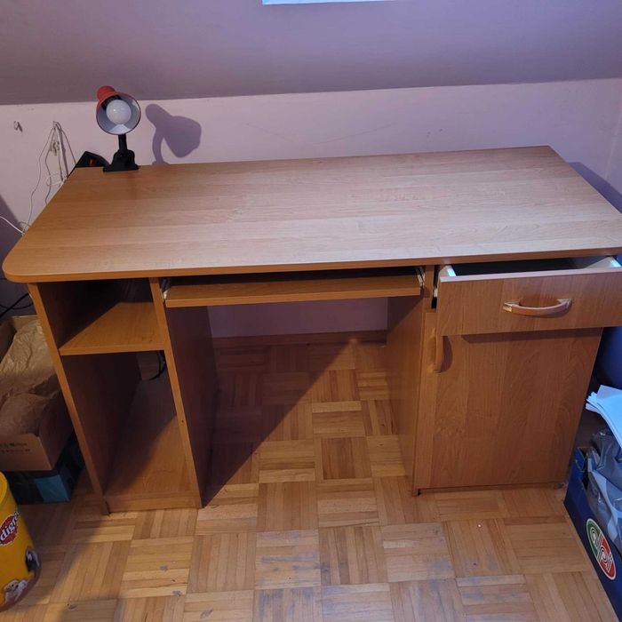 Biurko w stanie bdb odbiór osobisty - Zielona Góra Jędrzychów