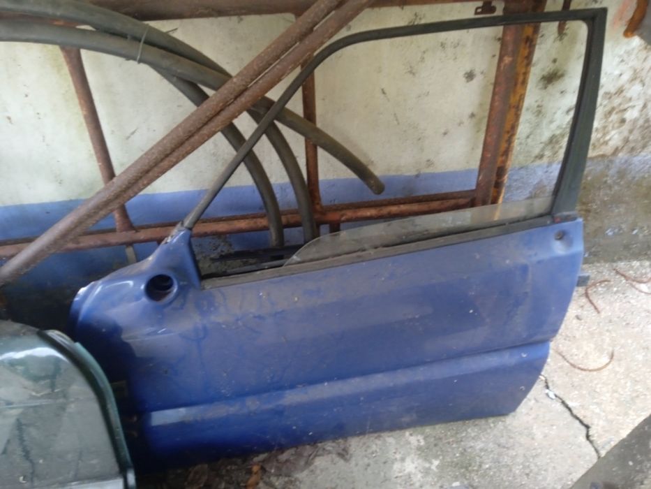 Vendo portas i volante  i mala de aixam 540