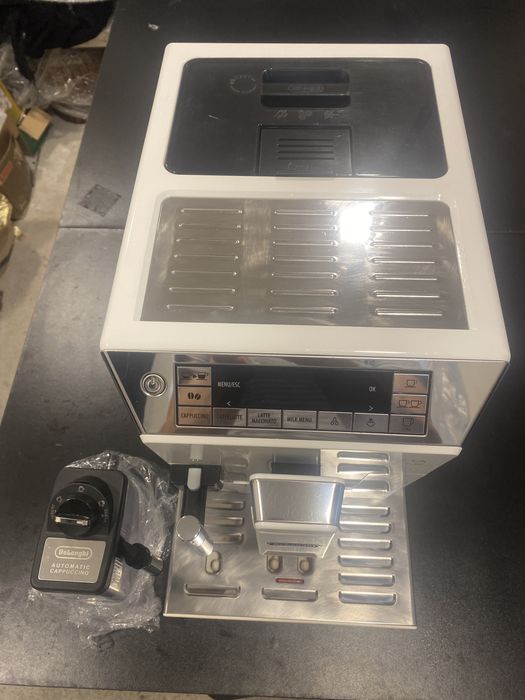 Продам кофемашину Caeco