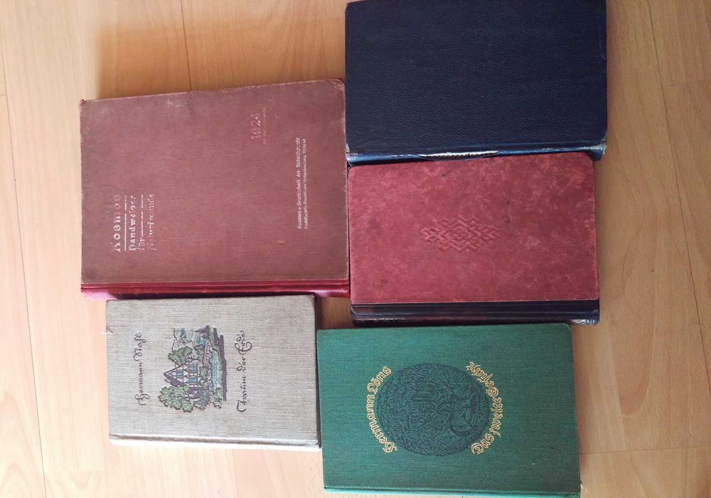 Zadbane antyk książki staroniemieckie 1924 wart.500zł wys.12zl