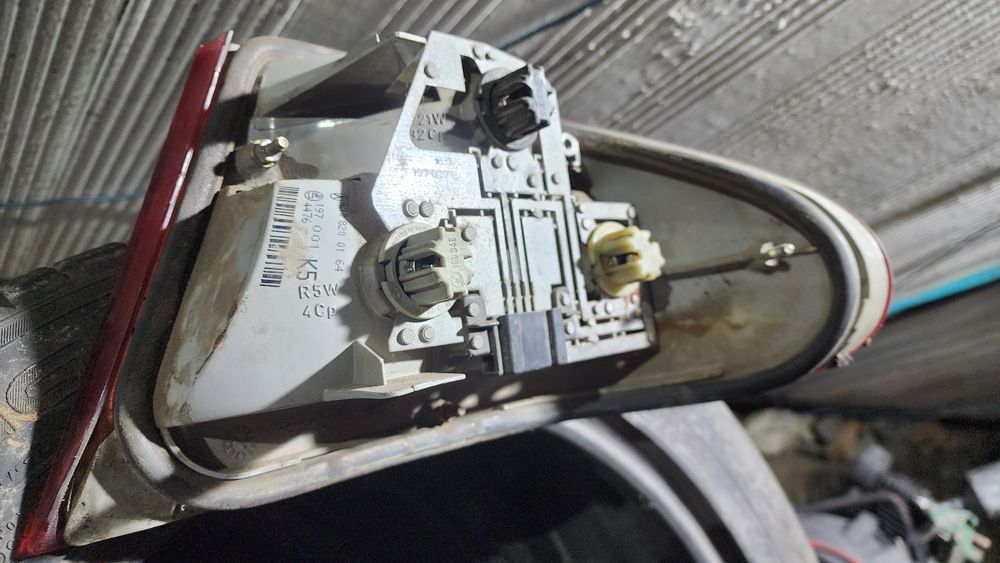 Задняя левая фара Mercedes w210