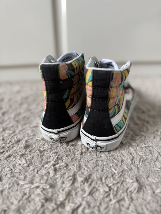 Buty sportowe trampki Vans Sk8 Hi czarne kwiaty