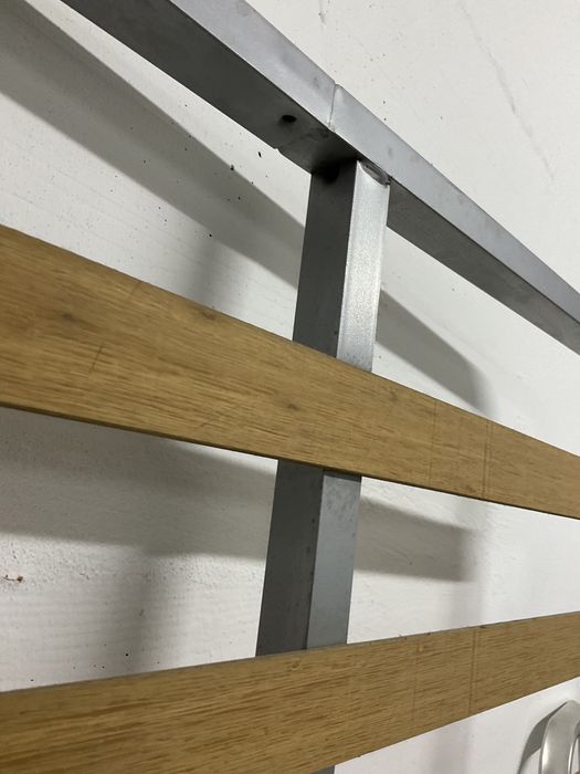 Estrado para a cama 195x95 (sem pés) ainda disponivel em Loures