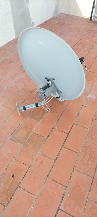 Antena parabólica usada
