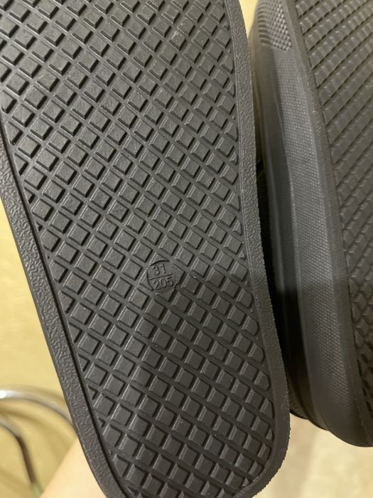 Зимове дитяче взуття