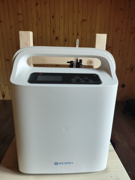 Кисневий апарат концентратор «МЕДИКА» Y007C-1W З ОПЦІЯМИ НЕБУЛАЙЗЕРА