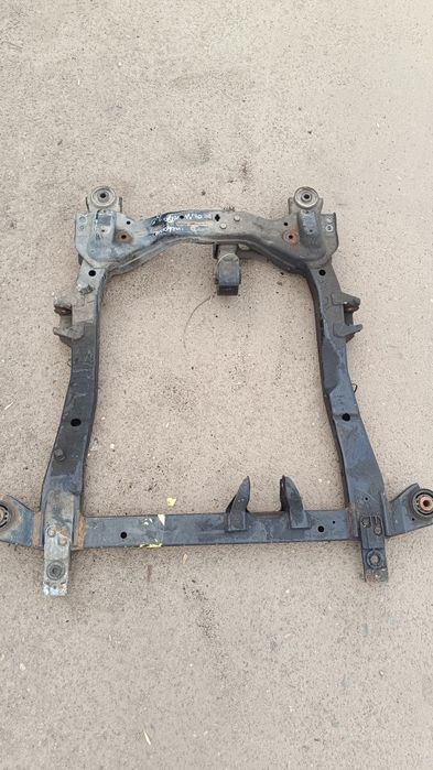 Подрамник передний сани chevrolet orlando  13327070 2.0l дизель 120k