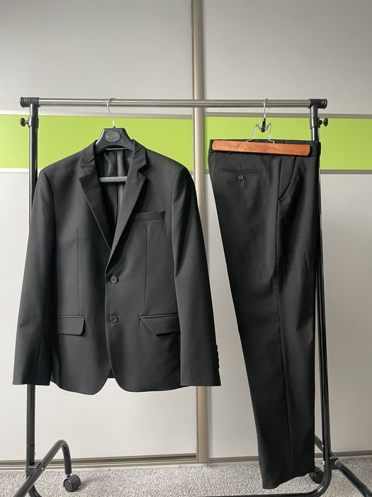 Męski garnutur czarny