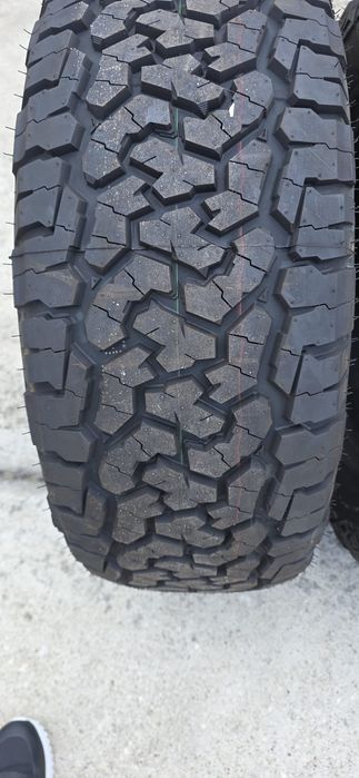 Pneus novos 265/60R18 Conforser