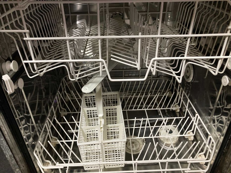 Máquina de Lavar Loiça de embutir  da marca TEKA