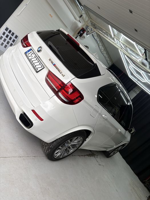 BMW X5M 5.0D F15