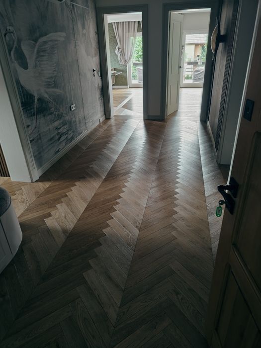 Cyklinowanie renowacja parkietu podłogi.Renowacja schodów Ukladanie paneli