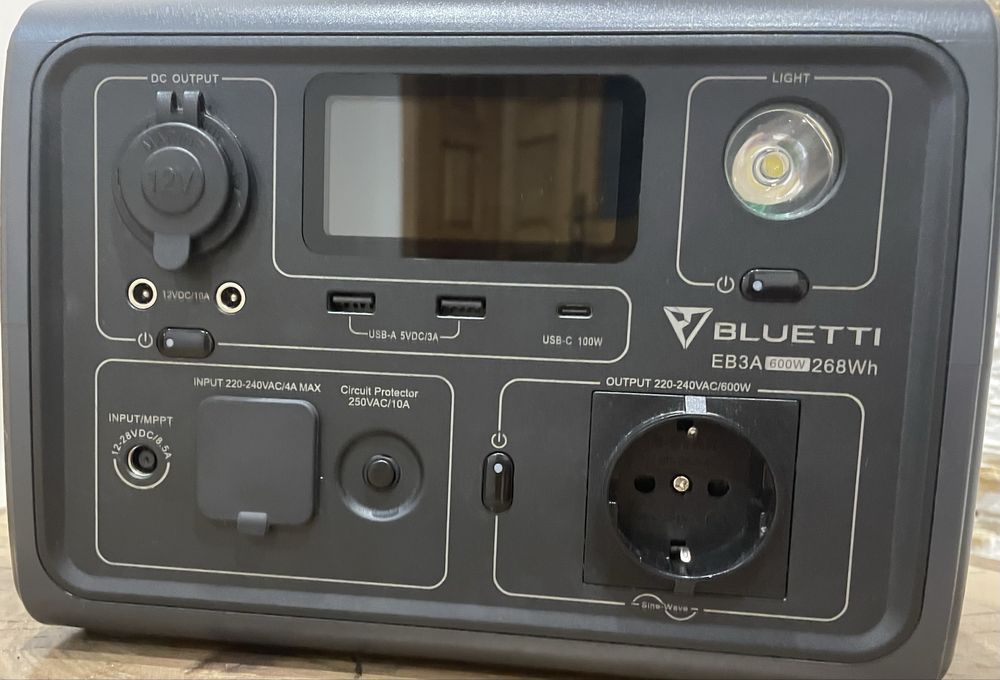 Продається зарядна станція BLUETTI