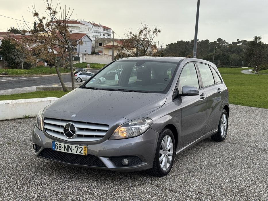 Mercedes-Benz B180d Nacional (MOTOR MERCEDES)