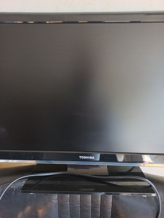 Tv Toshiba LCD 53cm