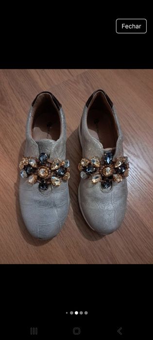 Sapatilhas Sharca tamanho 36