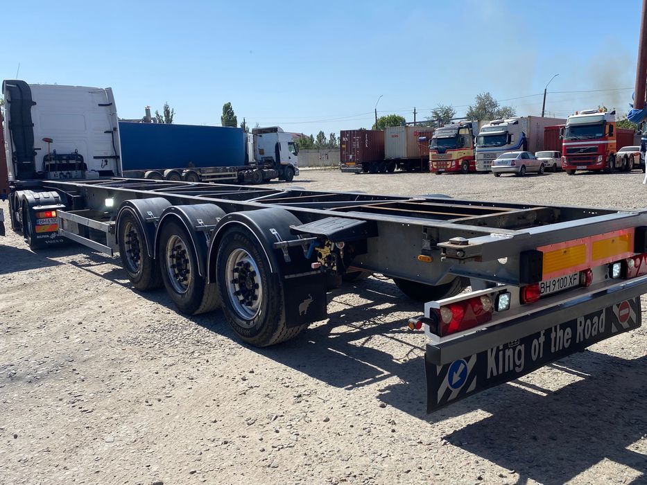 Полуприцеп контейнеровоз SCHMITZ