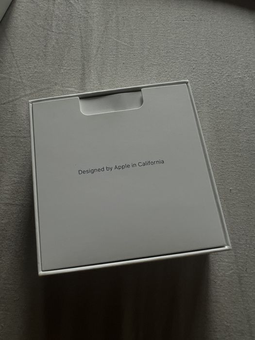 Коробка от Air Pods 1