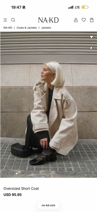 Пальто нове стильне Na-KD