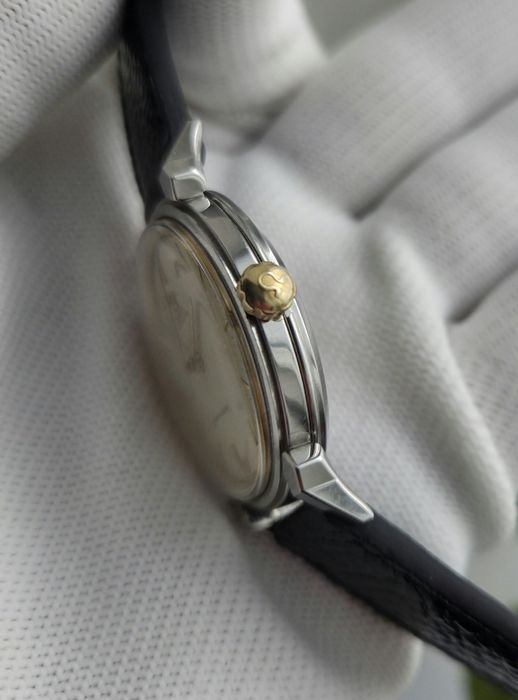 Швейцарскій годинник Omega automatic