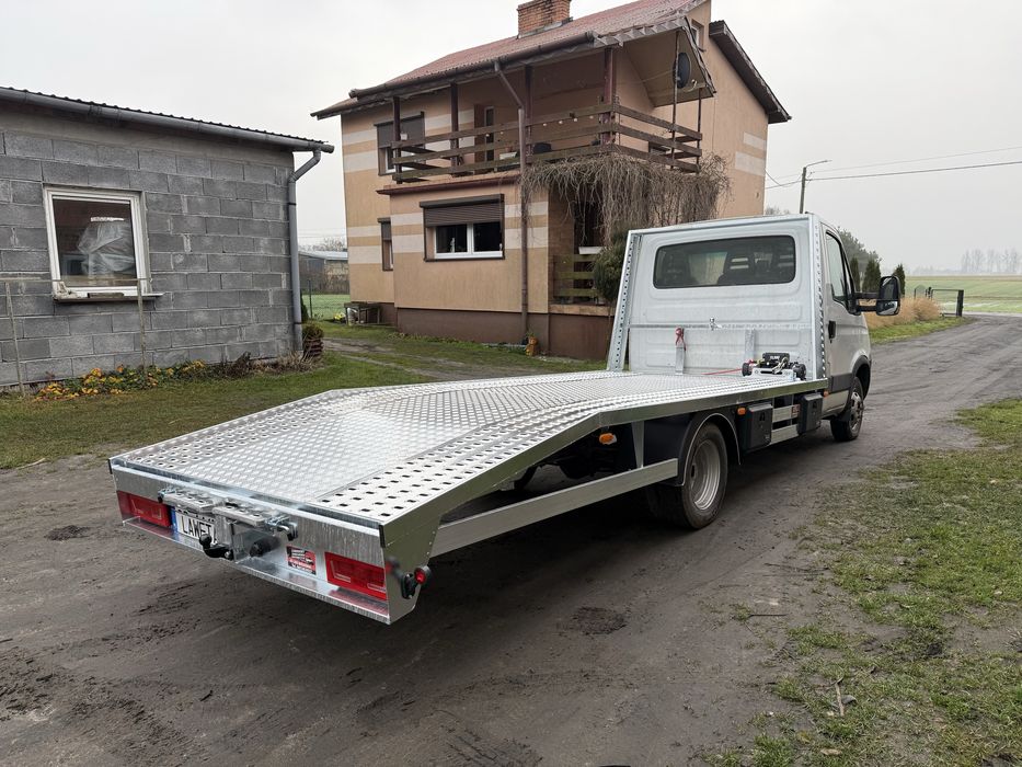 Iveco Daily Sprinter Master Ducato zabudowa autolaweta najazd laweta