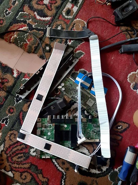 Запчастини для телевізора kivi 55