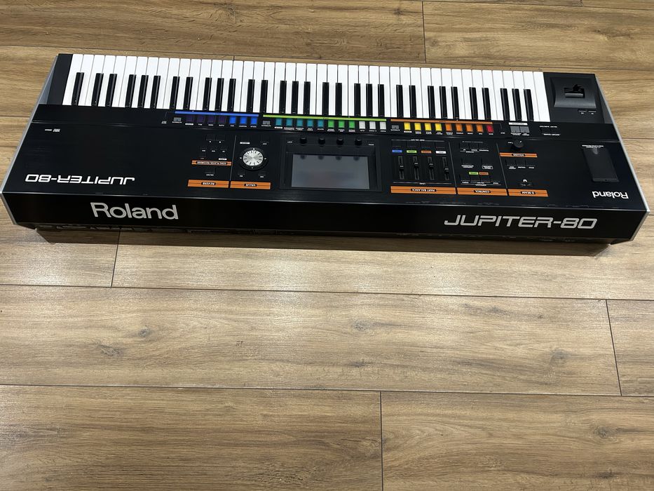 Roland jupter 80