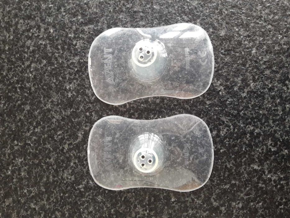 nakładki AVENT na sutki osłonki do karmienia