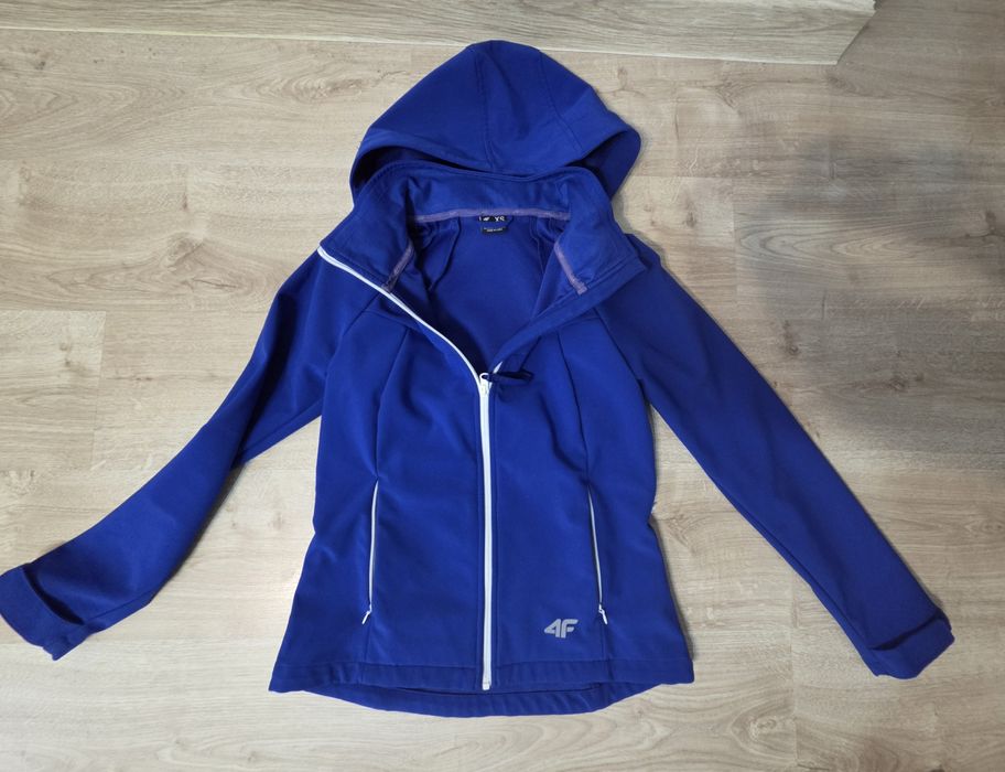 Softhshel 4f, spódniczki, bluzka, koszulki XS,  10-11l at