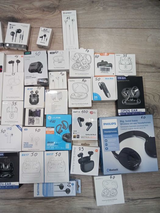 Sluchawki bezprzewodowe, przewodowe jak i gamingowe ceny na kartonie