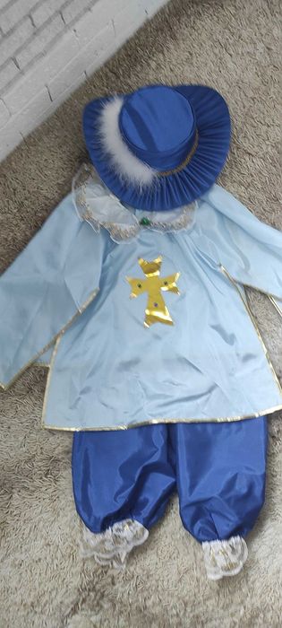 Новорічний карнавальний костюм мушкетер