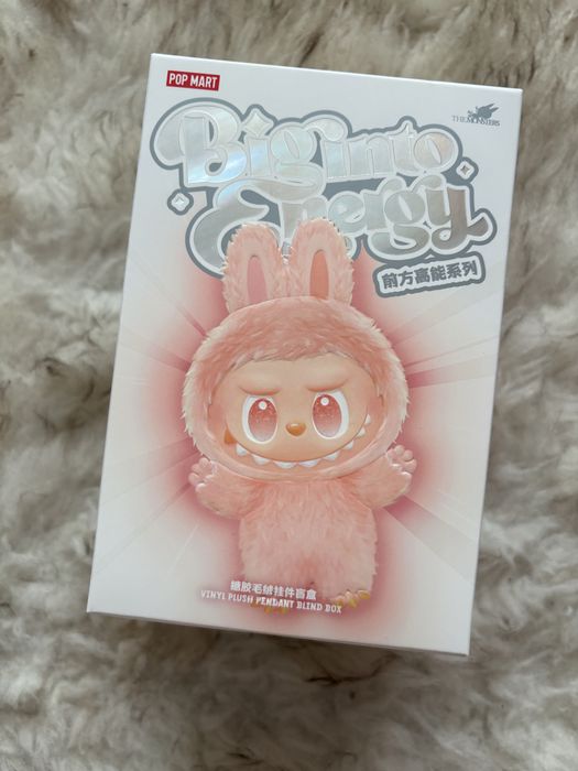 Labubu Big Into Energy Loyalty Popmart