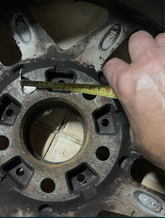 Jantes 15 com pneus 195/65/15 pra despachar