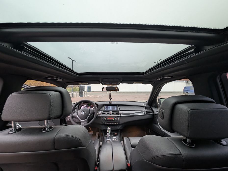 BMW X5 e70 4.8i 2010r. Wirtualne zegary 3 x kamera