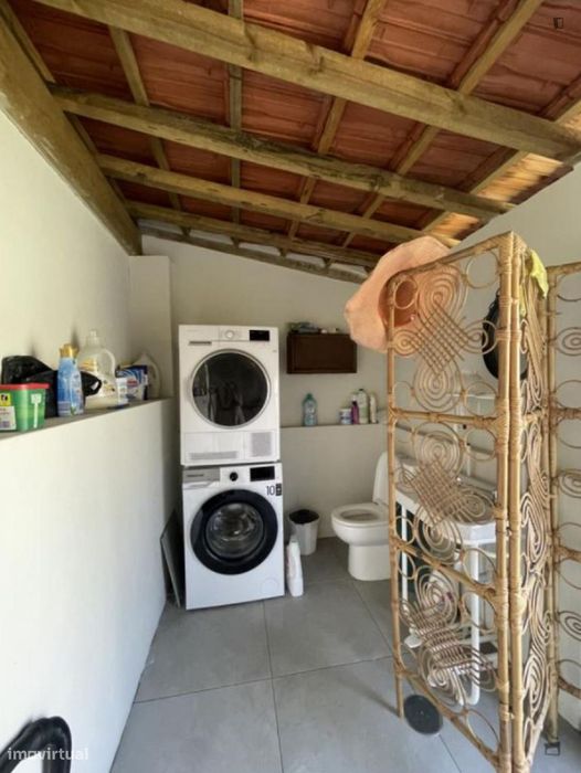 Quarto - localizado em Vila nova de gaia