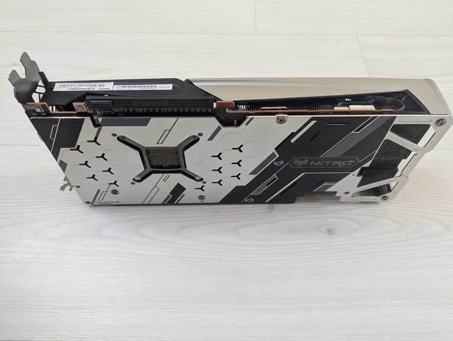 Placa Gráfica Sapphire Radeon RX 5700 XT Nitro+ 8GB OC - Excelente Estado