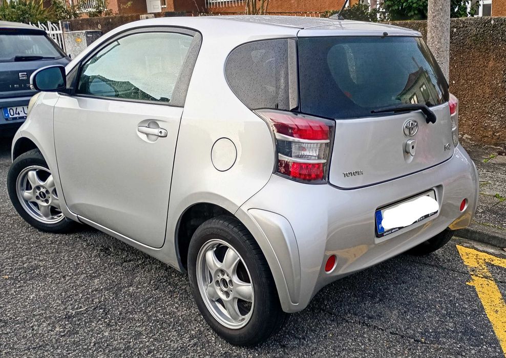 TOYOTA IQ vvTi 4 Lugares super económico