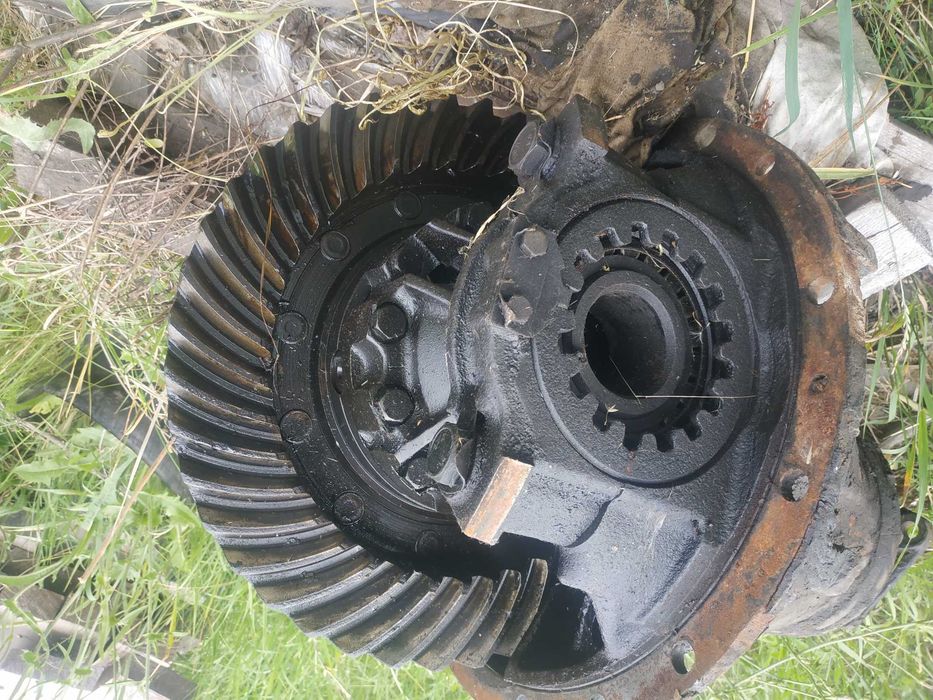 Редуктор ЗИЛ 130, коробка.