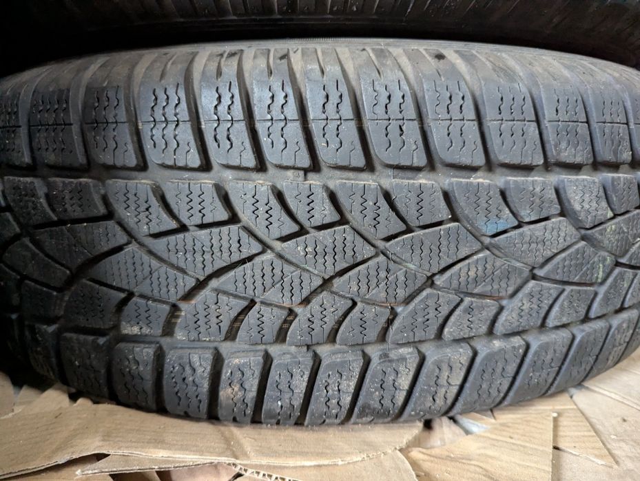 зима 215/65r16 шини Dunlop WinterSport 3D, 4.5~7.5мм,  2016р
