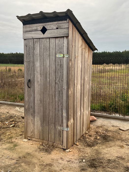 Wychodek drewniany wc
