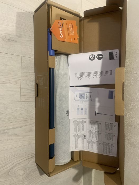 Электрошвабра PHILIPS OneUp 3000