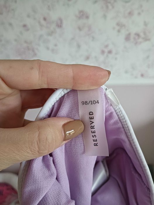 Jednocześciowy strój kąpielowy 98/104 reserved