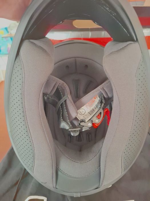 Capacete Airoh tamanho M