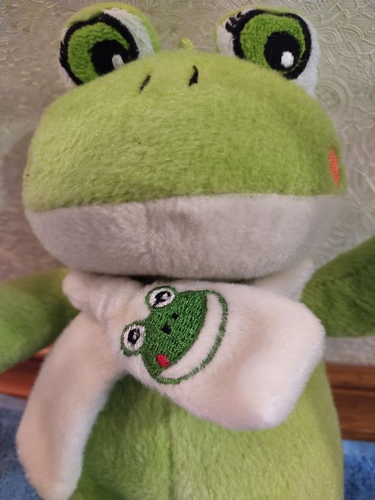 Мягкая игрушка лягушка